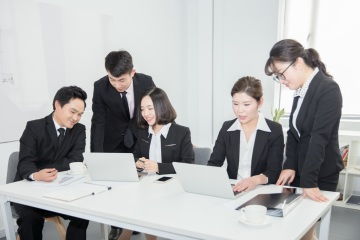 找律师，律师在线免费法律咨询 一篇全面的法律咨询指南